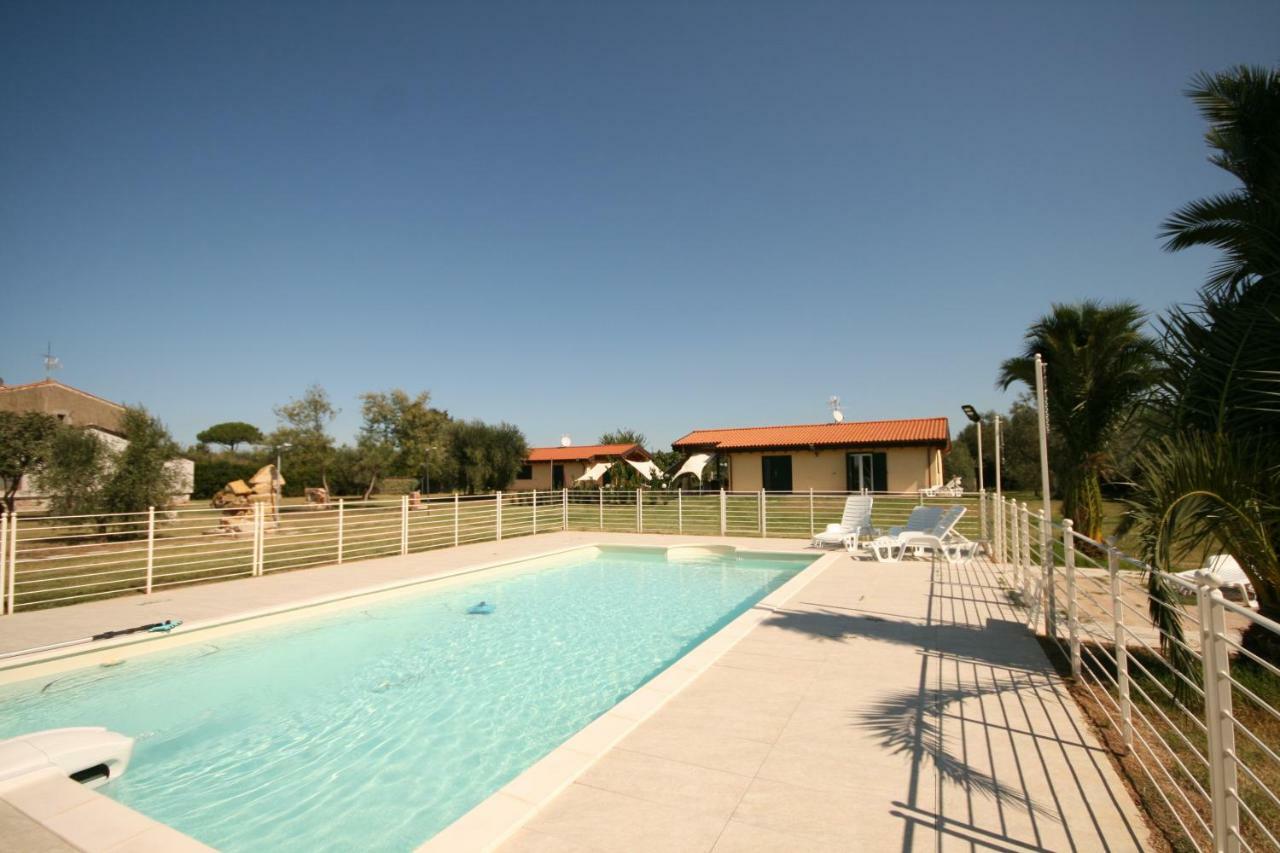 Due Casette Con Piscina Castagneto Carducci Exterior photo