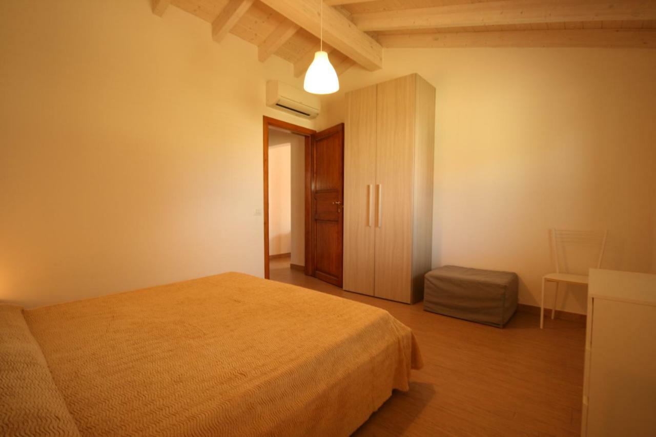 Due Casette Con Piscina Castagneto Carducci Exterior photo